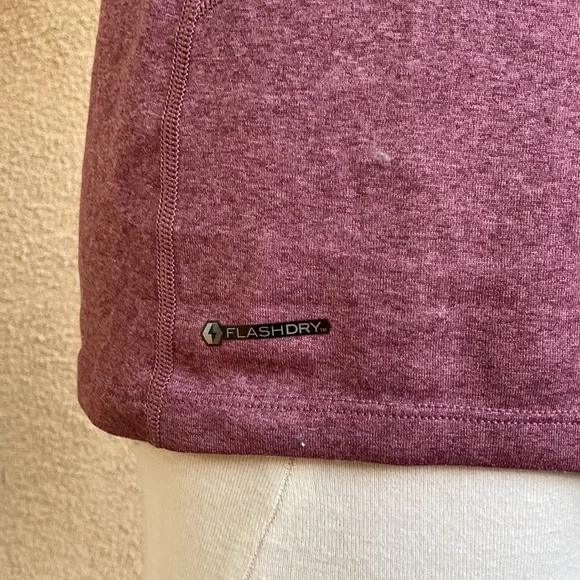 North Face Flash Dry T Shirt V Neck - Picture 9 of 10